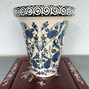 Blue & White ❤️ Green Floral Handpainted Vase ❤️ Nakkas Pottery